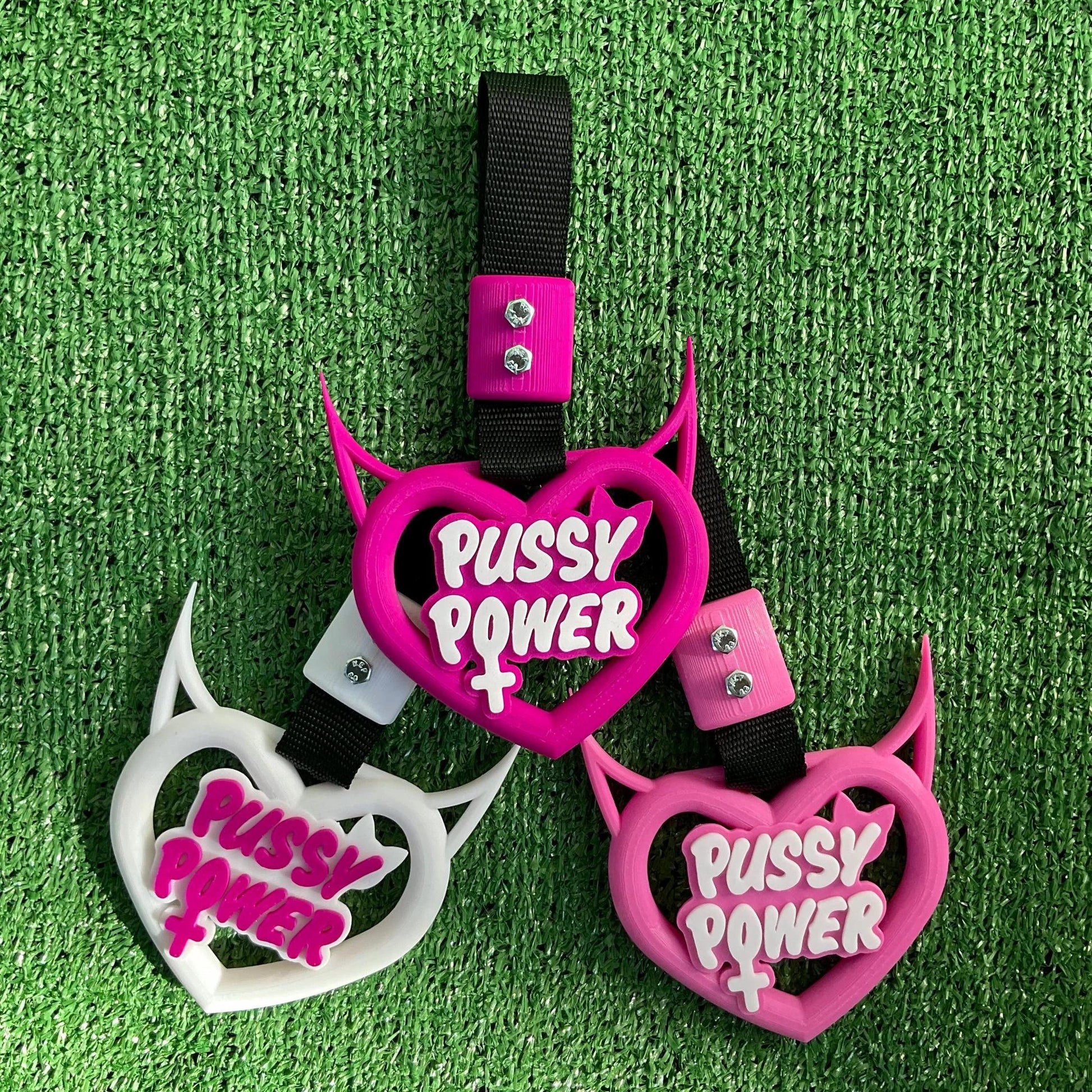 Tsurikawa design Pussy Power, forma cuore devil in stampa 3d.