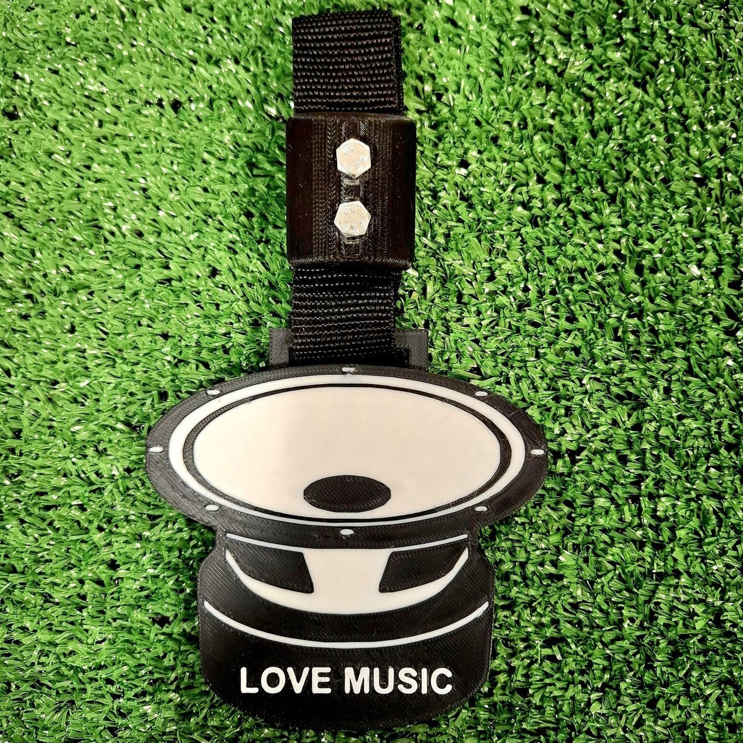 Tsurikawa Love Music - Polythink3D